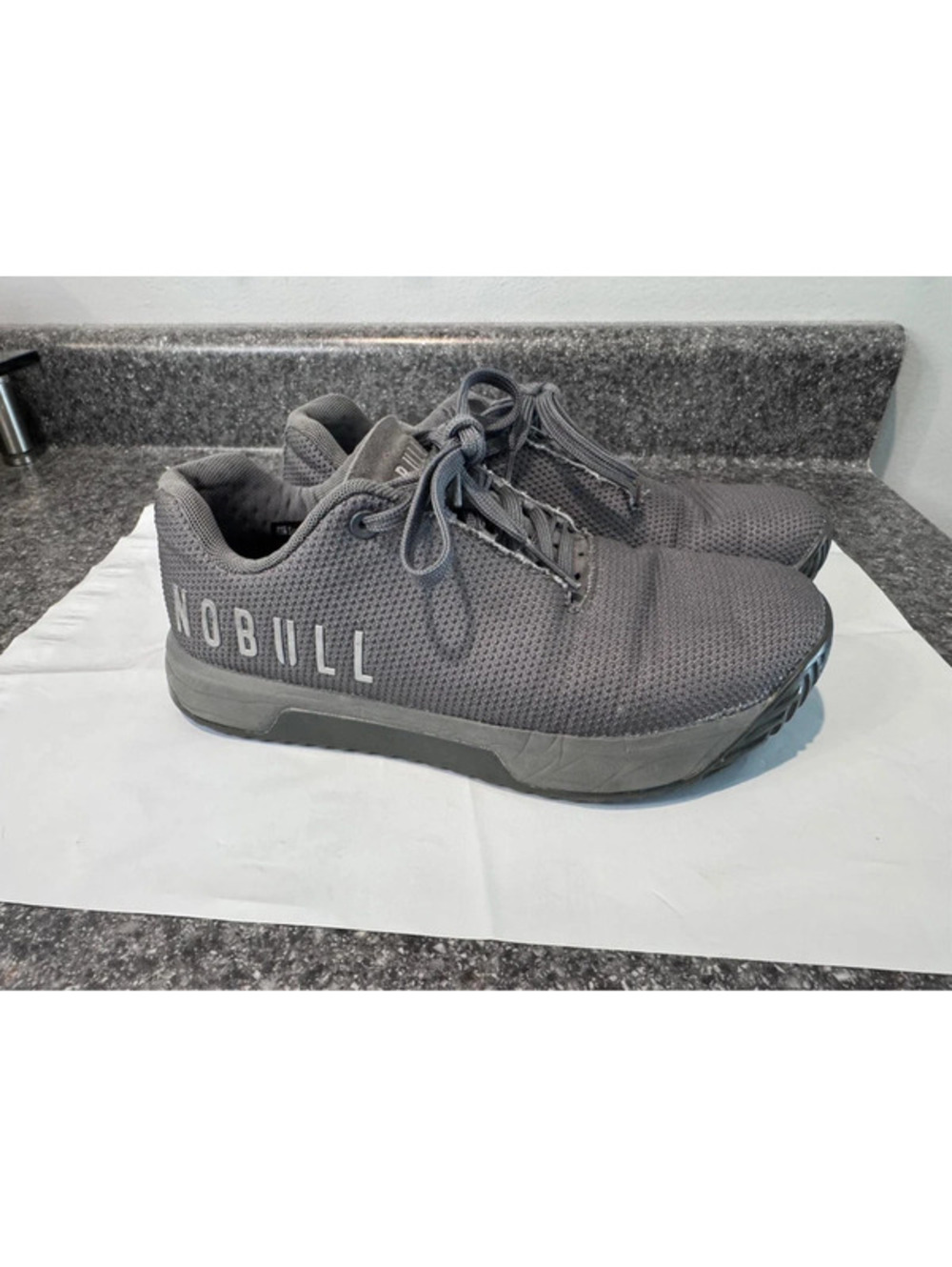NOBULL trainer cross training Shoes – Women’s 8 / Men’s 6.5